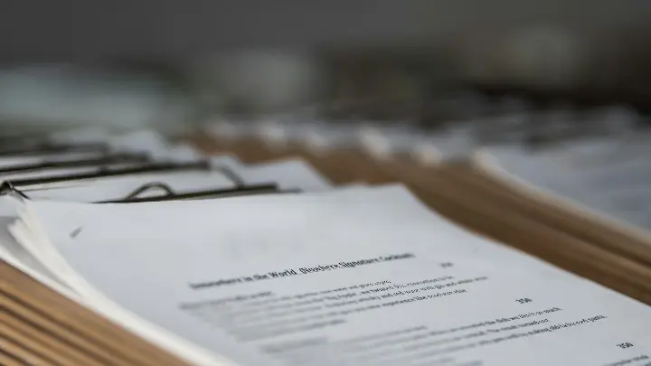 white printer paper close-up photography