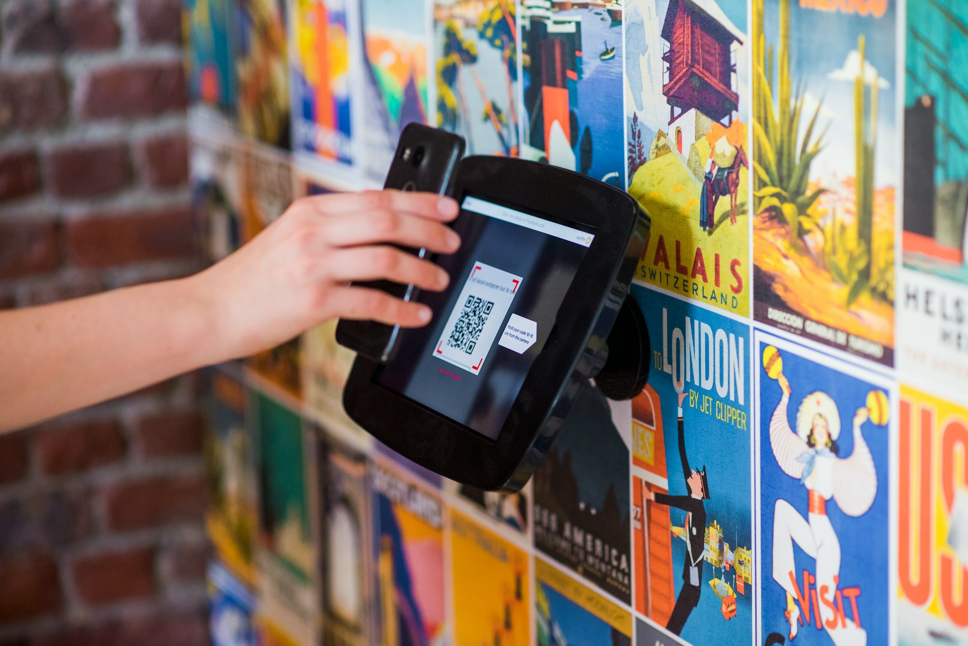 black POS machine